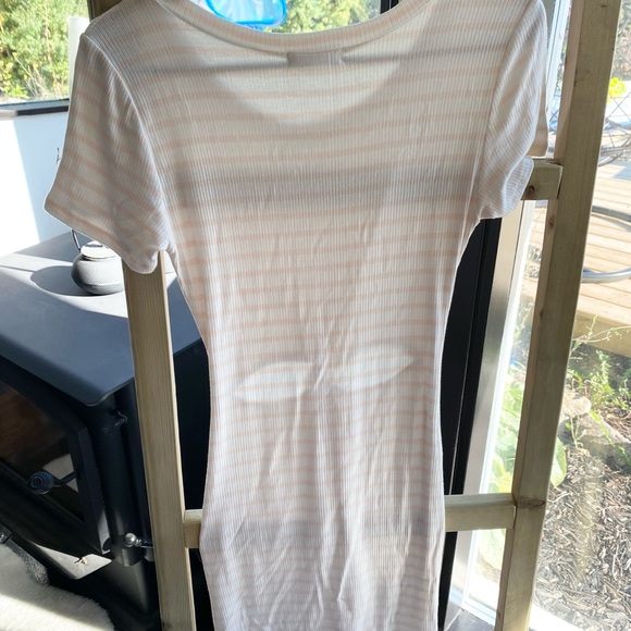 Benny + Olive Dress 🫒 - Picture 2 of 3